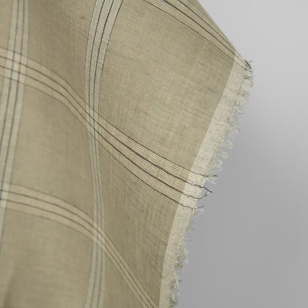 Linen fabric green-beige checks, fabric edge