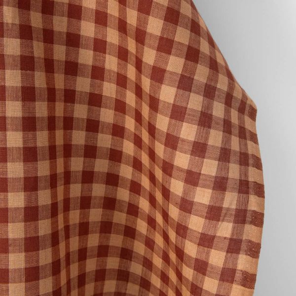 Linen fabric in red and brown checks, edge