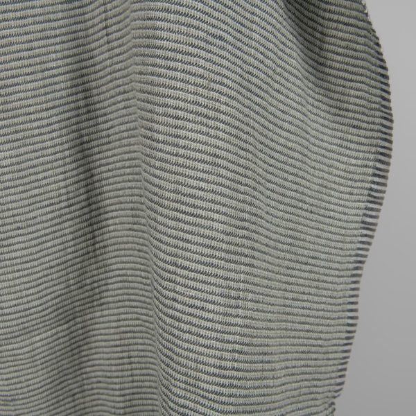 Washed linen fabric green-grey small pattern edge