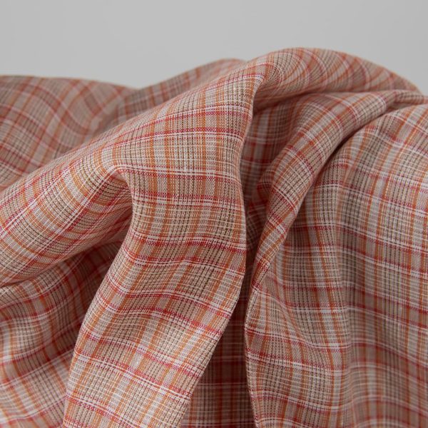 Red and white checked linen fabric texture