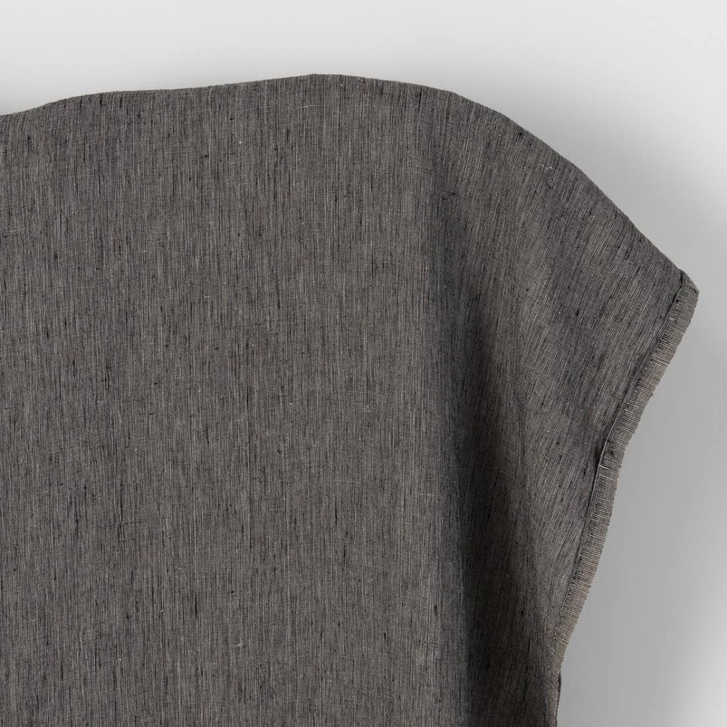 Linen fabric in natural and black