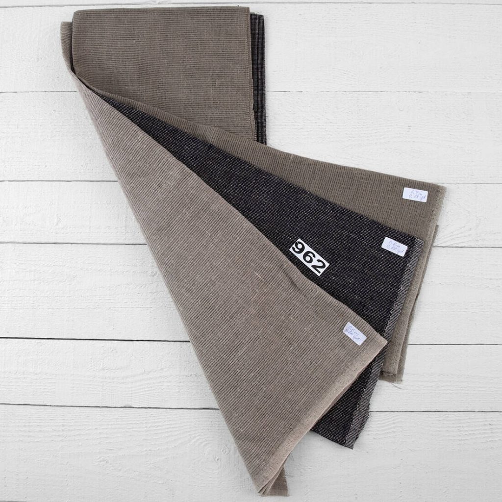 Linen Fabric Cuts, Set No. 962